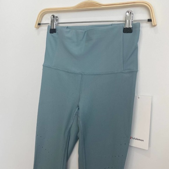 lululemon athletica Blue Leggings - Picture 4 of 7